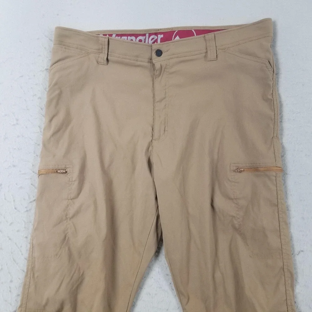 Wrangler Pants Mens 40x32 Beige Nylon Spandex Cargo Stretch Outdoor Hiking